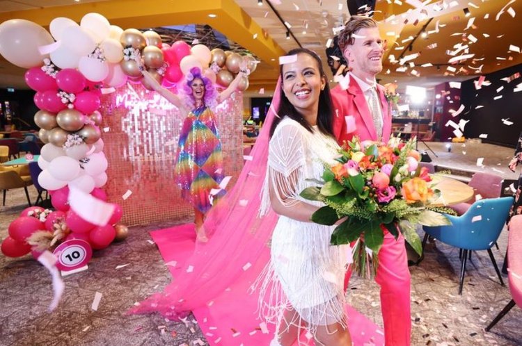 Mecca Bingo Get Marriage License for Weddings
